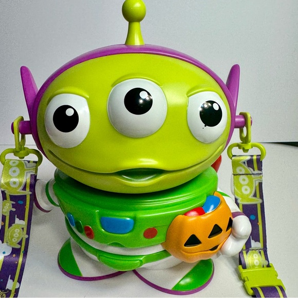 NWT. Disney Pixar Buzz Lightyear Alien Halloween Sipper. Alien from Toy Story. - Picture 3 of 16